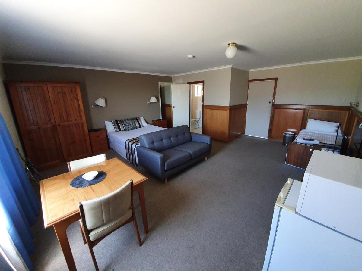Motel Haven 2*