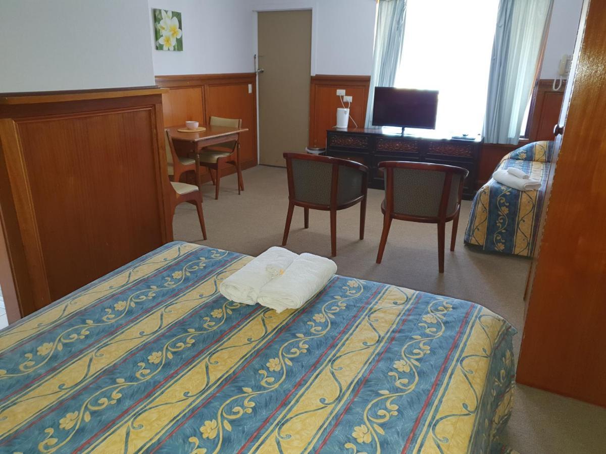 Motel Haven 2*